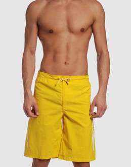 JUST CAVALLI BEACHWEAR - メンズ - 水着・スイムウェア - 水着(ボクサータイプ) on YOOX.COM
