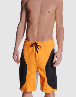 Confronta prezzi Analog moda mare pantaloncini su yoox.com