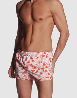 MARC JACOBS MODA MARE Boxer da mare su YOOX.COM