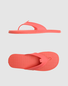 TRETORN SWIMWEAR Beach sandals on YOOXCOM