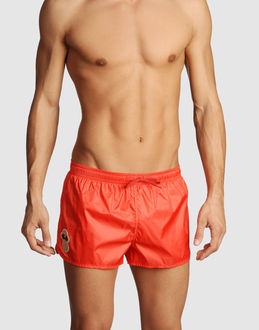 - mode de plage - caleçons de bain - sur yoox.com