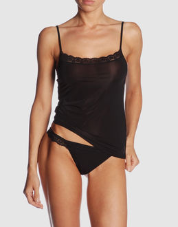 CALVIN KLEIN UNDERWEAR Sets on YOOXCOM 