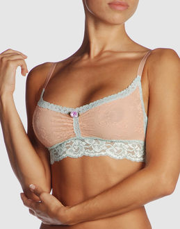 Web market place, le comparateur de prix du web: D&g underwear   Soutien-gorges