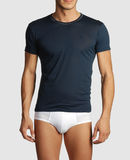 Comparez les prix Byblos - lingerie - maillots de corps avec manches sur yoox.com