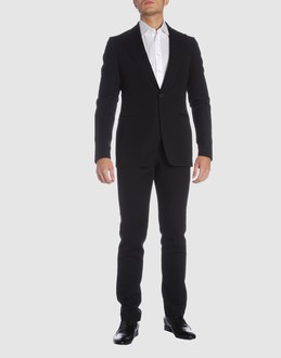 BRIAN DALES - メンズ - メンズスーツ - メンズスーツ on YOOX.COM