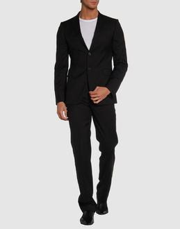 Confronta prezzi Costume national homme abiti abiti su yoox.com