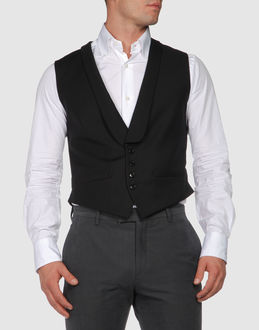  - costumes - gilets - sur yoox.com
