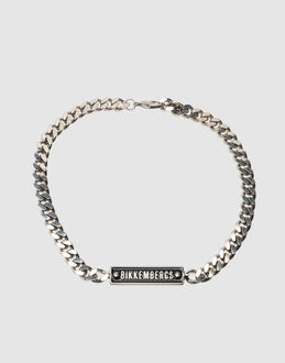 Confronta prezzi Bikkembergs gioielli e orologi collane su yoox.com