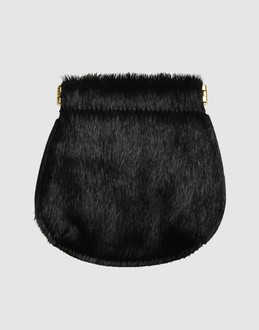 Flap closure - Contrasting applications -