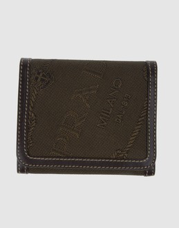 PRADA - レディース - ギフト/贈り物 - 財布 on YOOX.COM