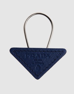 Reptile leather - Embossed logo detailing -