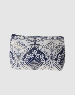 LIBERTY of LONDON - レディース - ギフト/贈り物 - ビューティーケース on YOOX.COM
