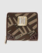 VERSUS - Wallets
