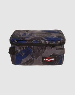EASTPAK - BAGAGERIE - Trousses de toilette sur YOOX.COM