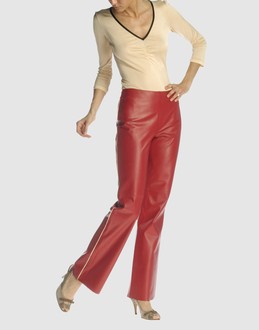 SANTACROCE - V�TEMENT CUIR - Pantalons cuir sur YOOX.COM
