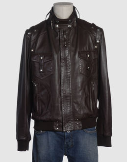 Nappa leather - Double-layer - Turtleneck - Snap-button, zip fly closure - Four pockets - Two internal jacket pockets - Lined interior - Strap detailing - Pleated detailing -