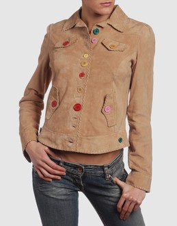 Confronta prezzi Moschino jeans abbigliamento pelle capispalla pelle su yoox.com