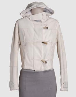 Confronta prezzi Gossip abbigliamento pelle capispalla pelle su yoox.com