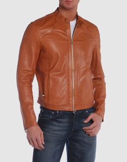 Textured leather - Snap-button, zip fly closure - Two pockets - Two internal jacket pockets - Unlined - Stitch detailing -