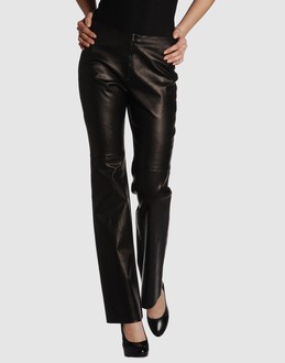 Confronta prezzi Santacroce abbigliamento pelle pantaloni pelle su yoox.com