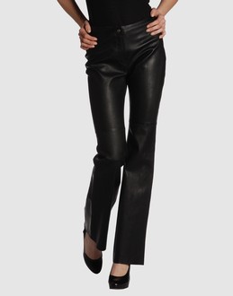 Confronta prezzi Santacroce abbigliamento pelle pantaloni pelle su yoox.com