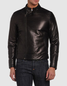 Confronta prezzi Prada abbigliamento pelle capispalla pelle su yoox.com