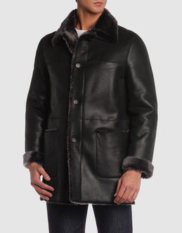 Confronta prezzi Prada abbigliamento pelle capispalla pelle su yoox.com